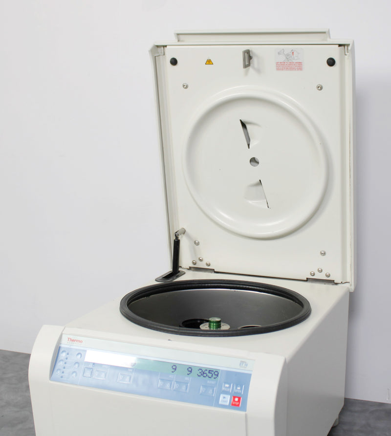 Thermo Scientific Sorvall ST 16 High-Speed Benchtop Centrifuge 75004241 w/ Rotor