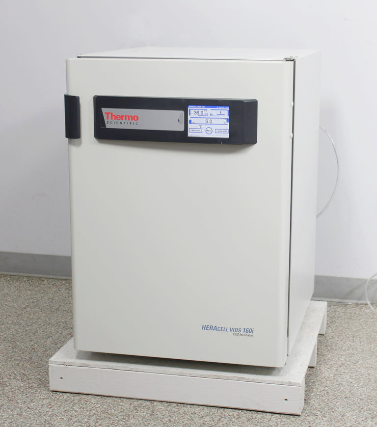 Thermo Scientific HERAcell vios 160i Copper Lined CO2 Incubator w/ 3 Shelves