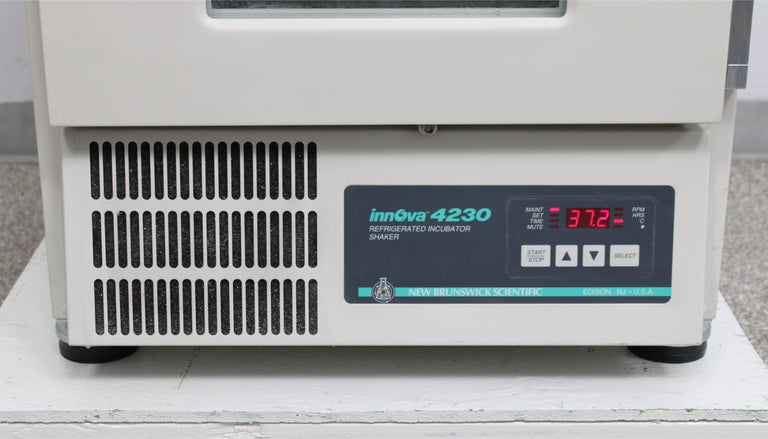 New Brunswick Scientific Innova 4230 Refrigerated Incubator Shaker M1233-0010