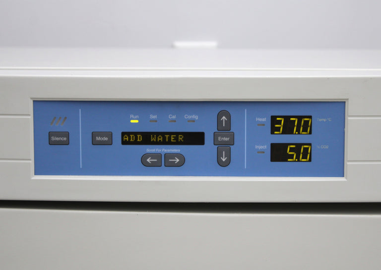 Thermo Scientific 3110 Forma Series II Water Jacket CO2 Incubator with 3 Shelves