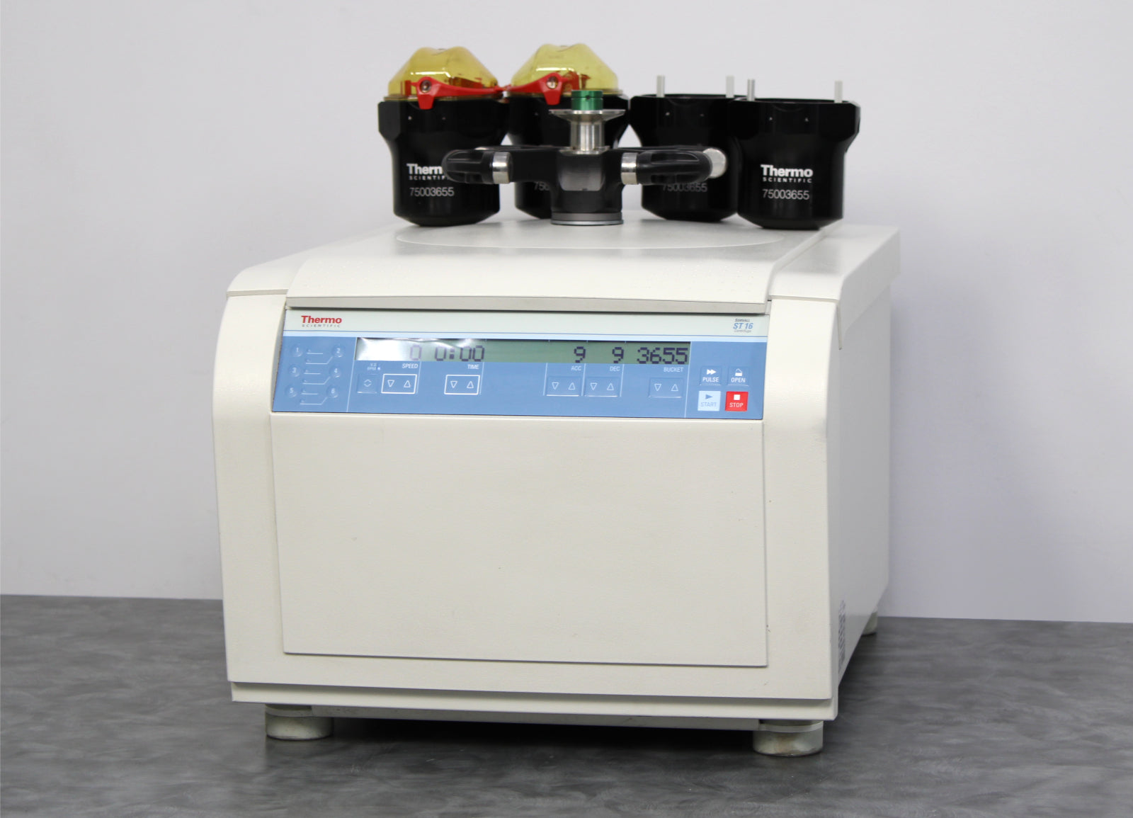 Thermo Scientific 75004241 Sorvall ST16 Benchtop Centrifuge with TX-40