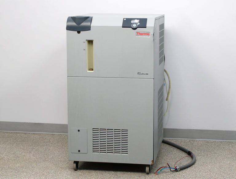 Thermo Scientific Neslab ThermoFlex 7500 Recirculating Water Cooled Chiller
