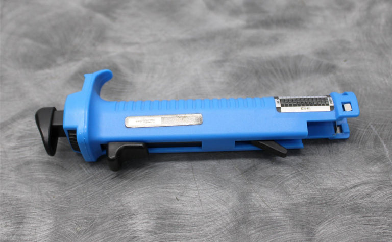VWR Repeating Multi-Dispenser Pipette Pipet Repeating Syringe