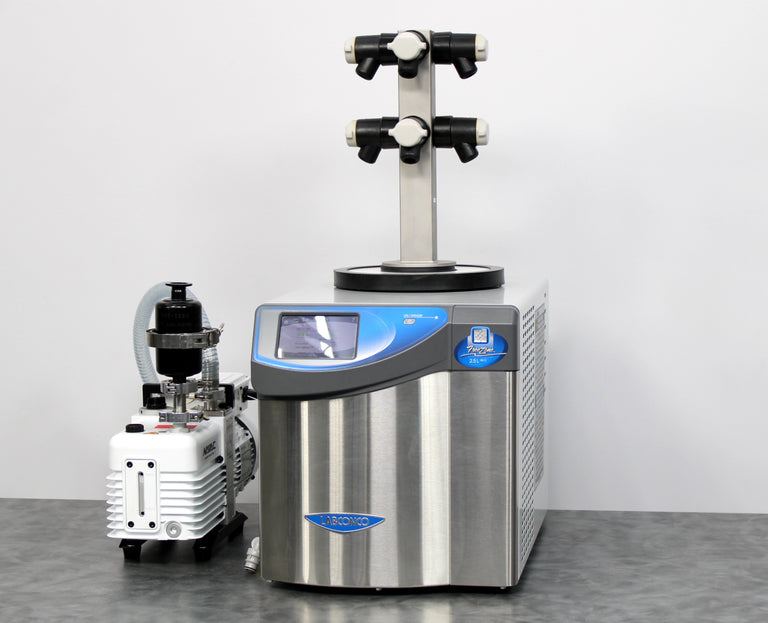 Labconco FreeZone 2.5L -84°C Benchtop Freeze Dryer 710202000 with Vacuum Pump