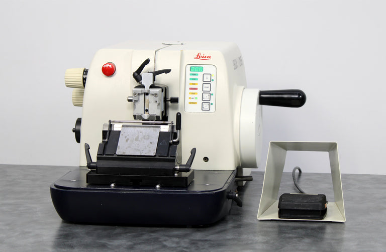 Leica RM2155 Motorized Rotary Microtome 050237843 Blade Holder and Foot Switch