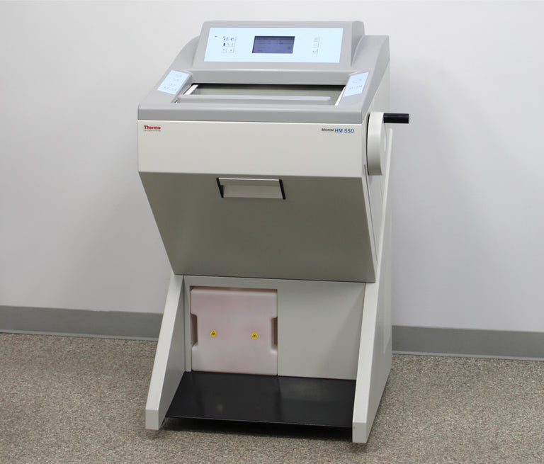 Thermo Scientific Microm HM550 OP Cryostat Microtome 956454 with Blade Holder