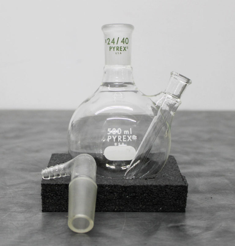 Pyrex 500mL Round Bottom Distilling Flask with Bent Inlet Adapter