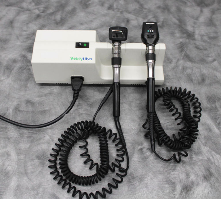 Welch Allyn 767 Series Transformer Otoscope and Ophthalmoscope with Heads