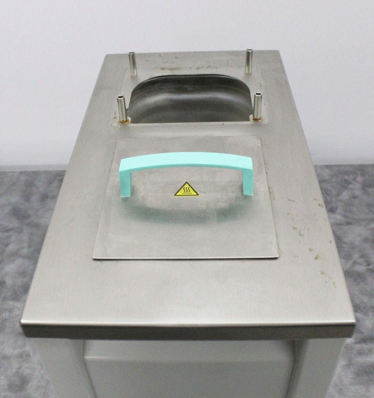 Julabo F25 Refrigerated/Heated Benchtop Circulator Water Bath