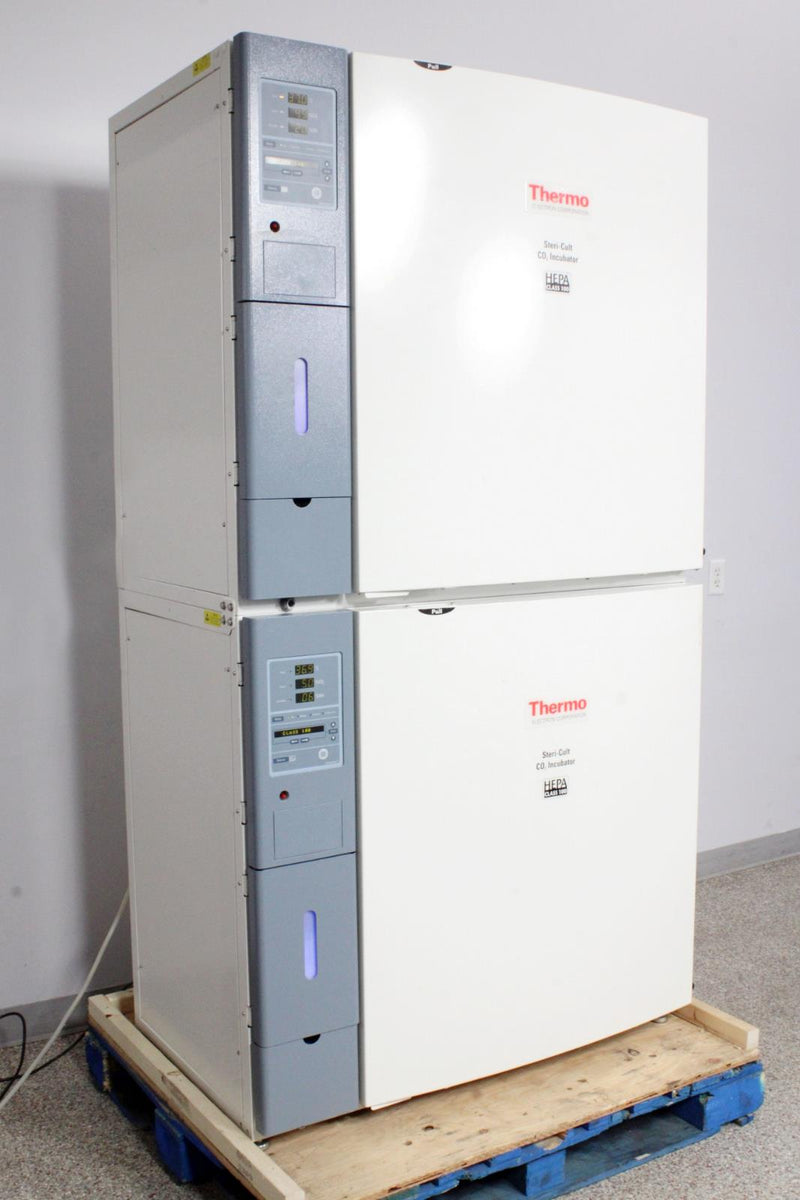Thermo Forma 3310 Double Stacked CO2 Incubator with 120-day Warranty