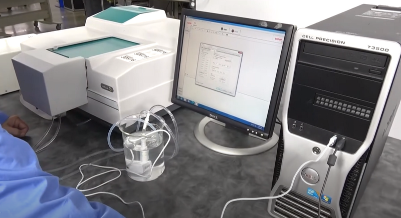 Varian Cary Spectrophotometer Accessory Demo for 1x1 Peltier & Routine Sampler