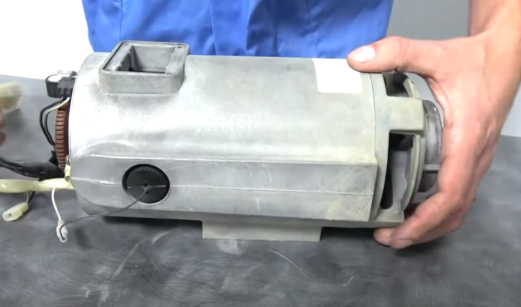 How to Replace Brushes in Centrifuge Brushed Drive Motor