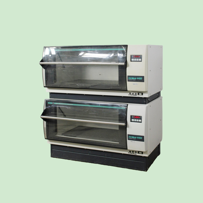 Incubating Shakers