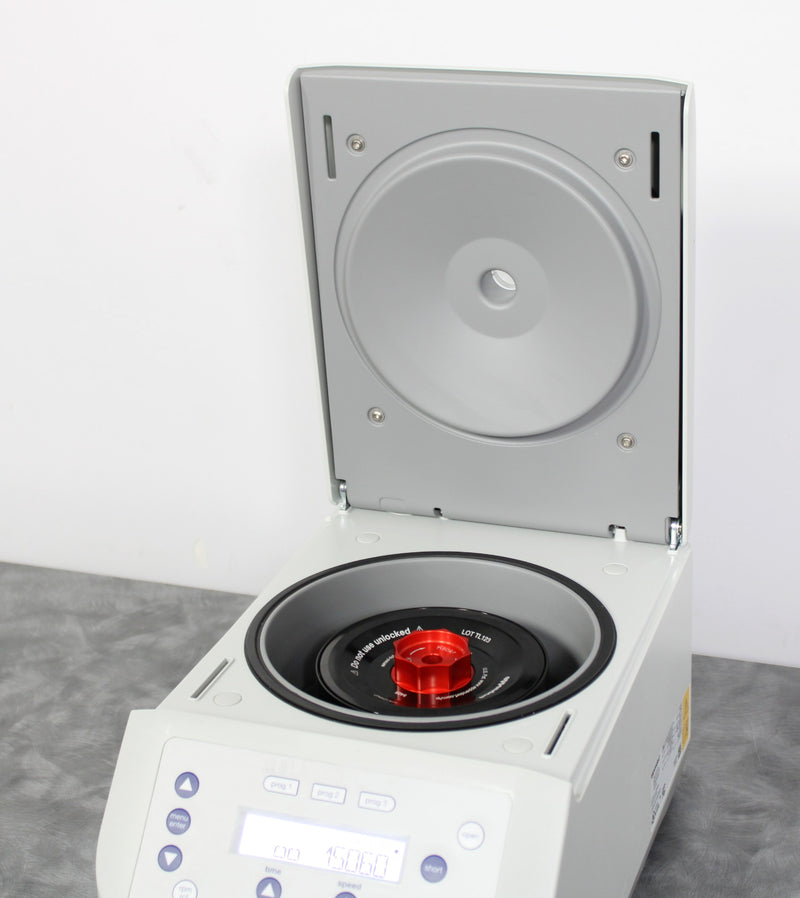Eppendorf 5425 Microcentrifuge with Fixed-Angle Rotor