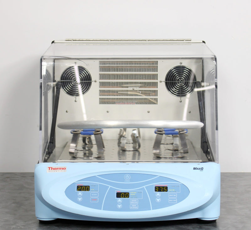 Thermo Scientific MaxQ 4000 Refrigerated Incubator Shaker SHKE4000-7 w/ Clamps