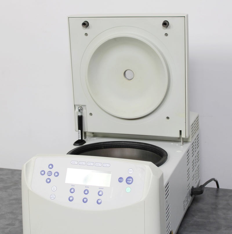 Eppendorf 5430R Refrigerated Benchtop Centrifuge w/ FA-45-24-11-HS Fixed Rotor
