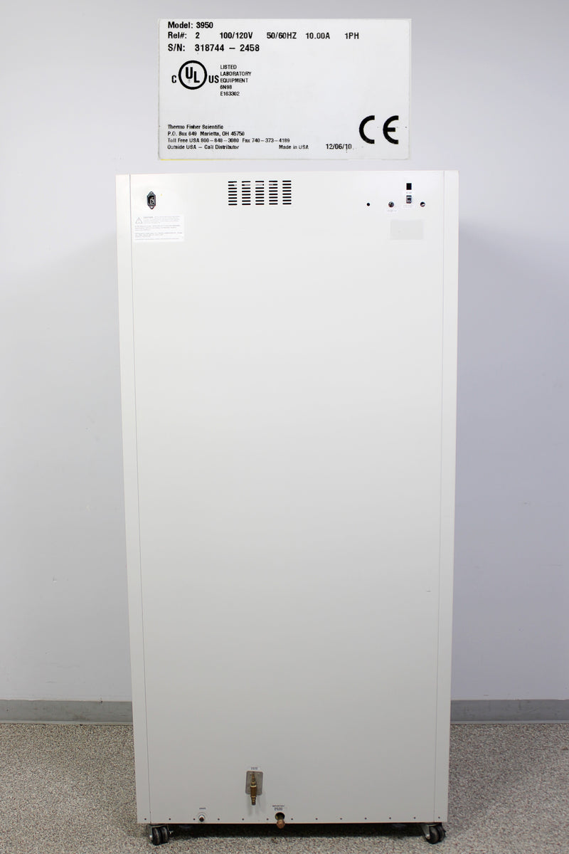 Thermo Scientific 3950 Reach-In CO2 Incubator w/ 5 Inner Shelf Doors & 4 Shelves