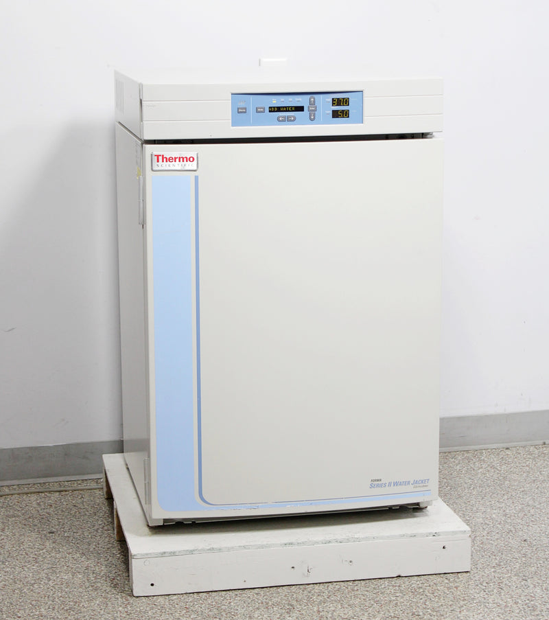 Thermo Forma 3110 Series II Water Jacket CO2 Incubator Forma 3140 w/ 4 Shelves