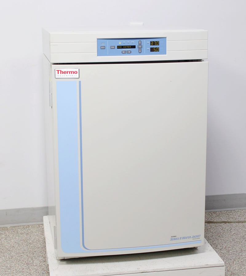 Thermo Scientific 3110 Forma Series II Water Jacket CO2 Incubator w/ 4 Shelves