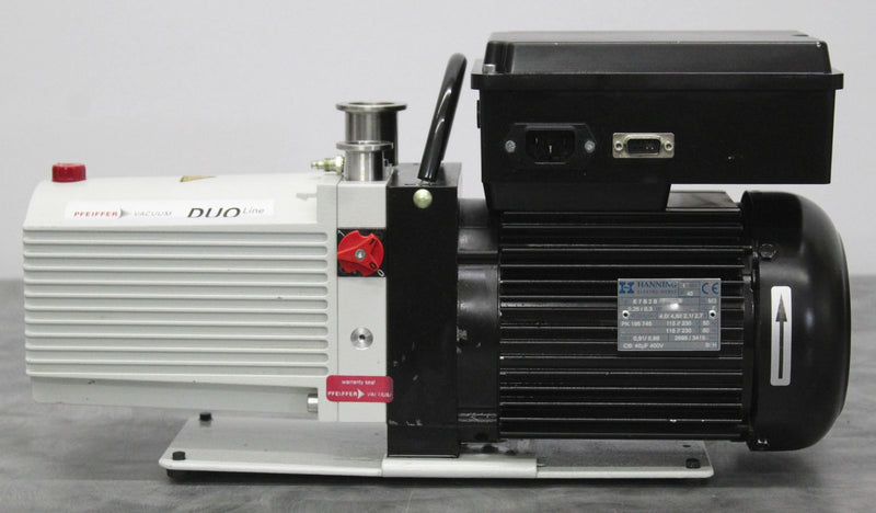 Pfeiffer D-35614 Asslar  Vacuum Pump Duo11 For Parts or Rebuild