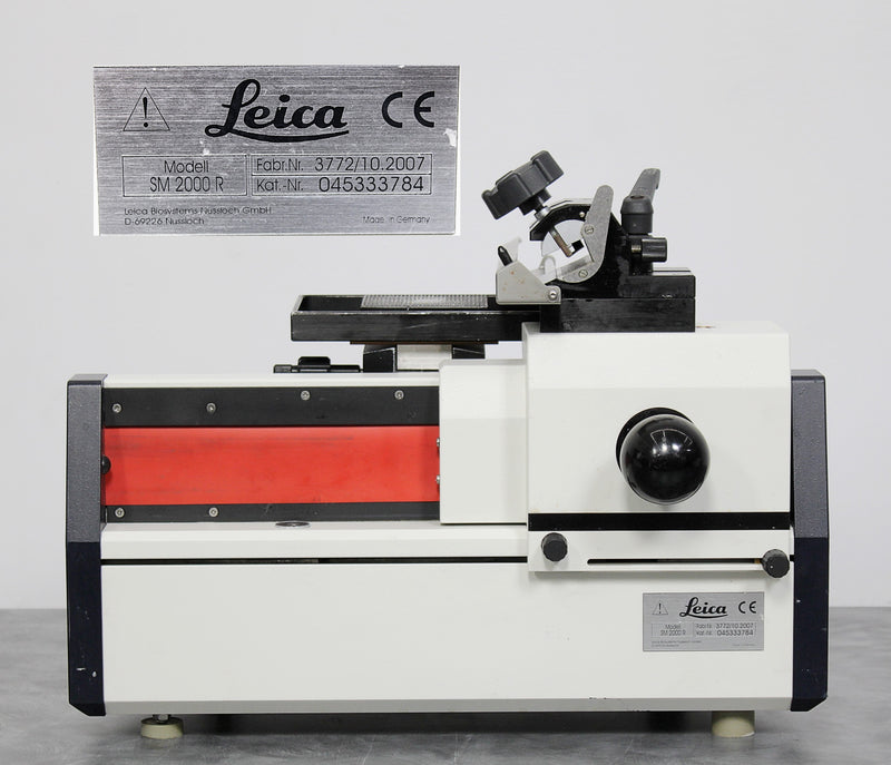 Leica SM2000R Sliding Benchtop Microtome 045333784 w/ Dry Ice Tray & Knife