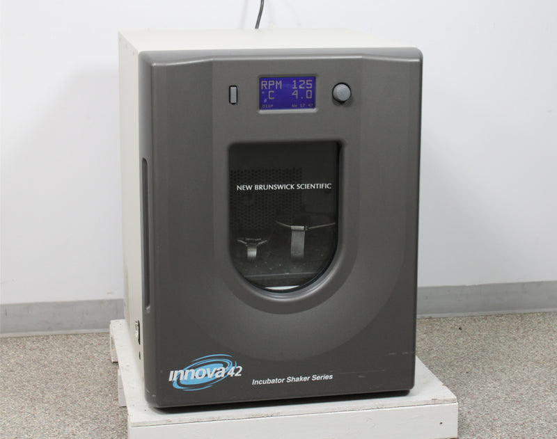 New Brunswick Innova 42R Refrigerated Incubator Shaker M1335-0004