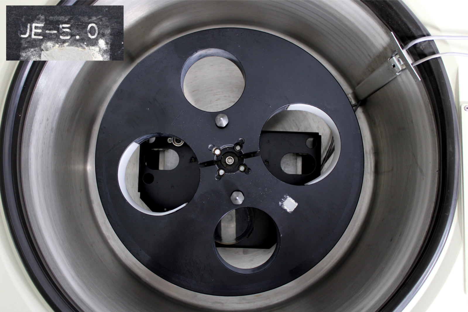 Beckman J6M ELUT Elutriation Centrifuge w/ JE-5.0 Rotor