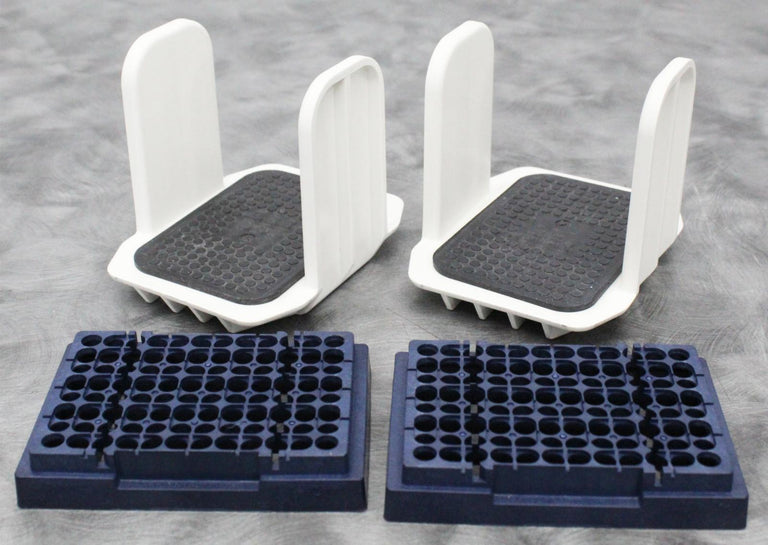 x2 Thermo Scientific 75007303 TX-1000 Rotor Microplate Carriers w/ Plate Covers