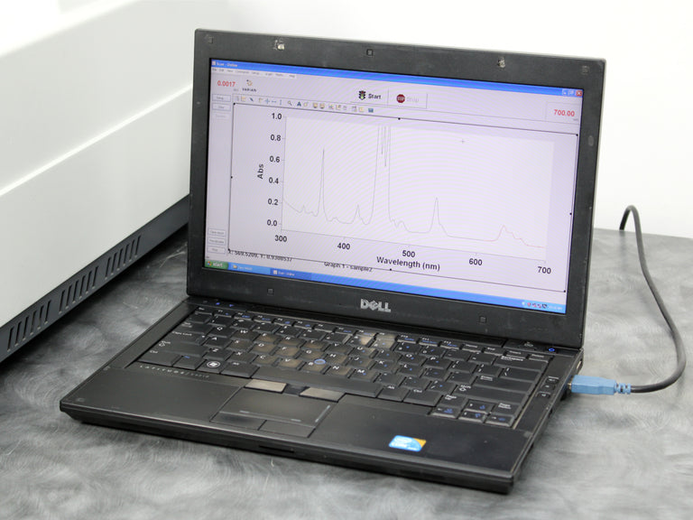 Varian Cary 100 Bio UV-Vis Spectrophotometer with Cuvette Holder and Laptop