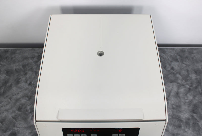 Beckman Coulter Allegra X-30 Benchtop Centrifuge B06314 and SX4400 Swing Rotor