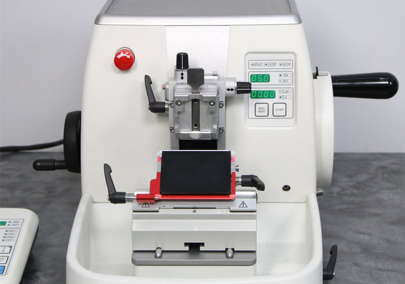 Leica HistoCore AUTOCUT Automated Rotary Microtome 14051956472 with Foot Switch