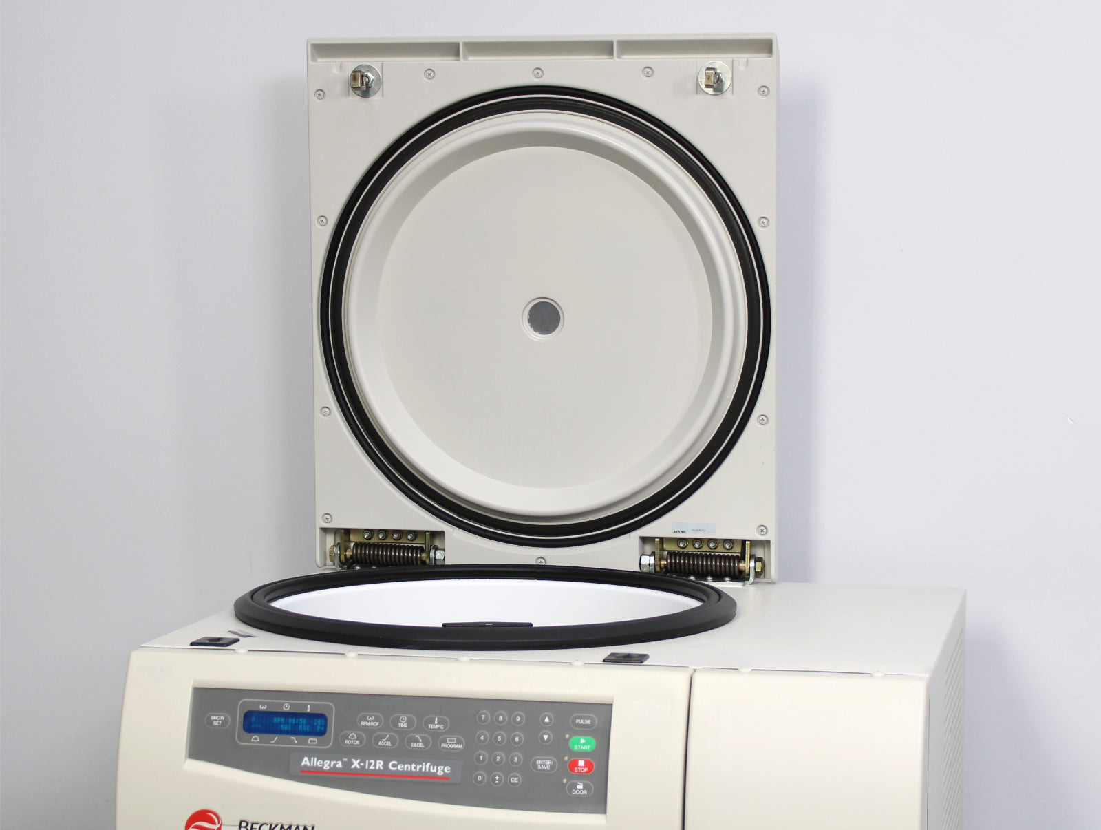BECKMAN COULTER SX4750/SX4750A Swing Bucket MAX 4750 RPM .....680 GRAMS BECKMAN COULTER SX4750/SX4750A Swing Bucket MAX 4750 RPM .....680 GRAMS