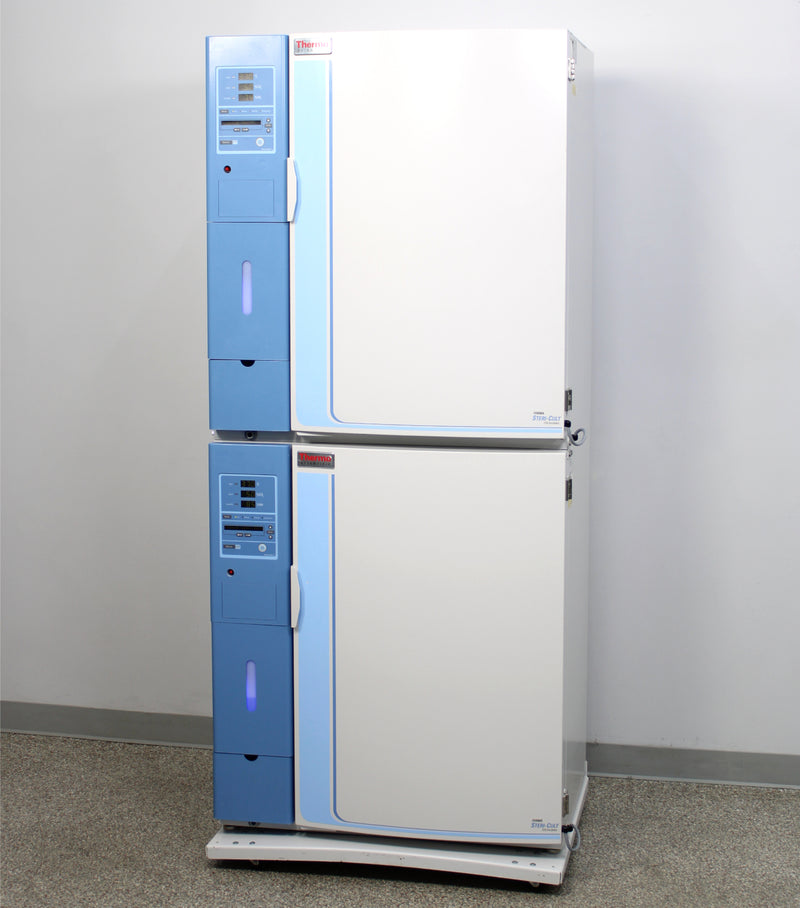 Thermo Scientific 3307 Forma Steri-Cult Double Stack CO2 Incubator and Shelves