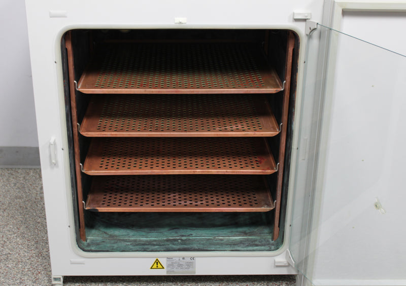 Thermo Scientific HERAcell 240i Copper Lined CO2 Incubator 51029843 w/ 4 Shelves