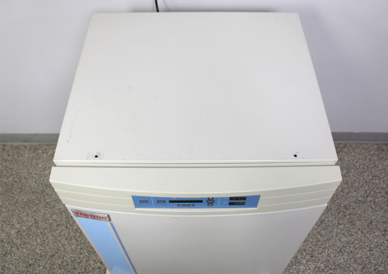 Thermo Scientific Forma 3130 Series II Water Jacket CO2 Incubator w/o O2 control