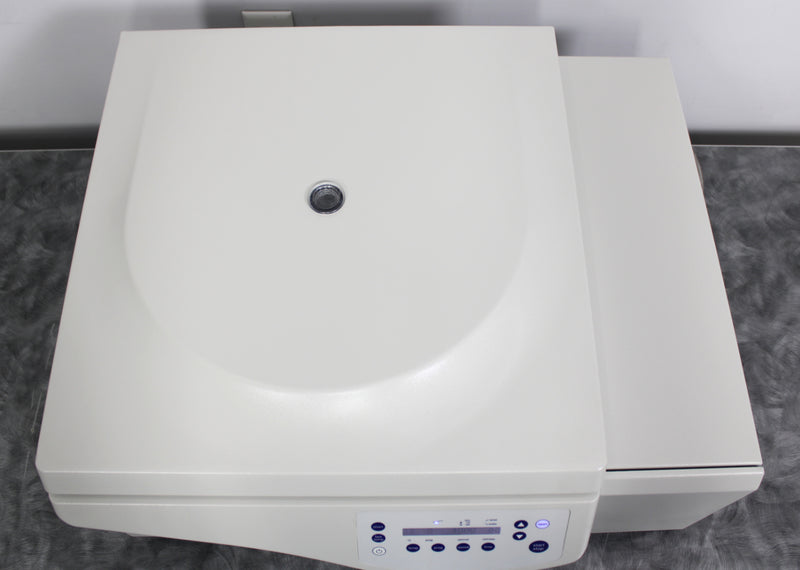 Eppendorf 5810R Refrigerated Benchtop Centrifuge 5811F w/ A-4-62 Bucket Rotor