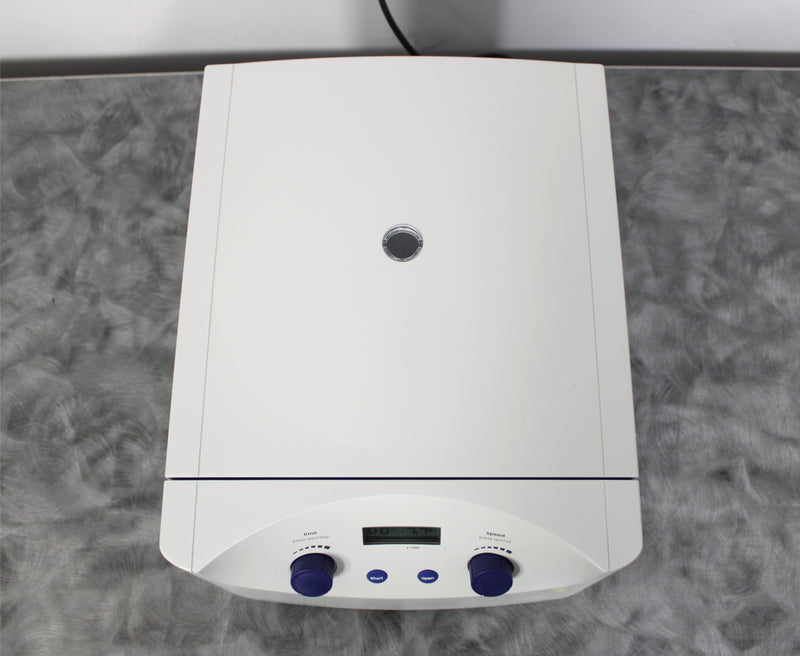 Eppendorf 5702 Benchtop Centrifuge w/ F-45-24-11 Fixed-Angle Rotor