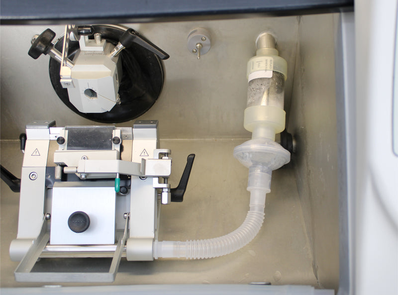 Sakura Tissue-Tek Cryo3 D115 Cryostat Microtome 5801 and Knife Holder