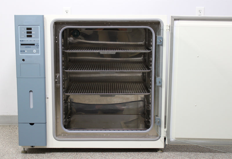 Thermo Forma 3310 Steri-Cult CO2 Incubator 323L Shelves