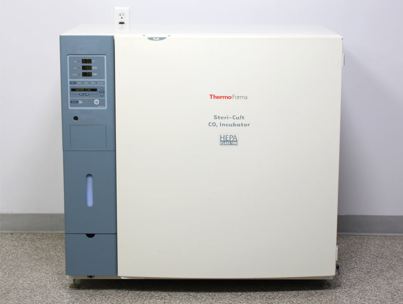 Thermo Forma 3310 Steri-Cult CO2 Incubator 323L