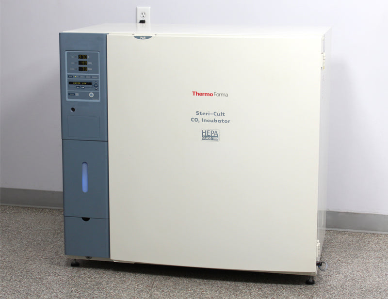 Thermo Forma 3310 Steri-Cult CO2 Incubator 323L