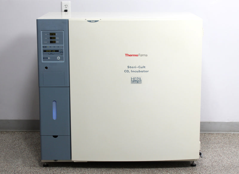 Thermo Forma 3310 Steri-Cult CO2 Incubator 323L