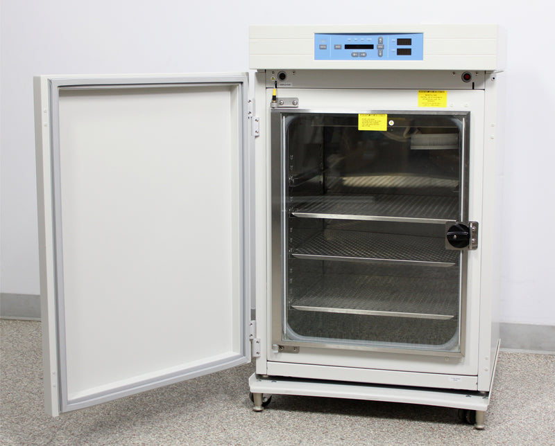 Thermo Scientific Forma 3110 Series II Water Jacketed CO2 Incubator Door Open