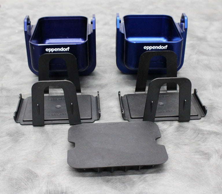 x2 Eppendorf 022638935 Centrifuge Rotor Rectangle DWP Buckets for S-4-104