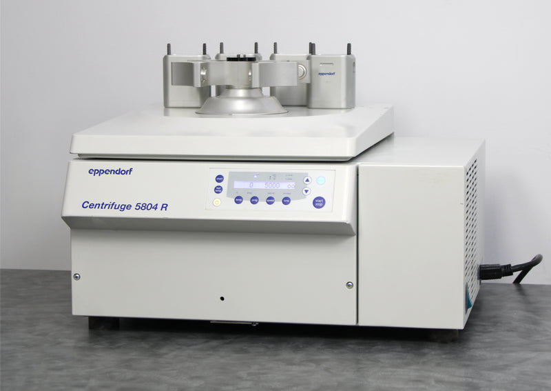 Eppendorf 5804R Refrigerated Benchtop Centrifuge 230V and A-4-44 Rotor & Buckets