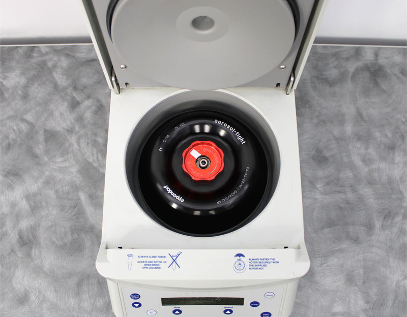 Eppendorf 5424 Benchtop Microcentrifuge with FA-45-24-11 Fixed-Angle Rotor