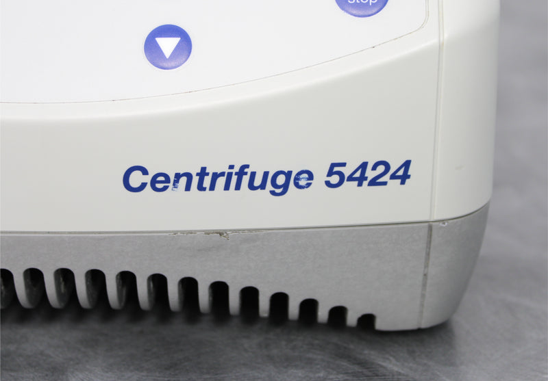 Eppendorf 5424 Benchtop Microcentrifuge with FA-45-24-11 Fixed-Angle Rotor