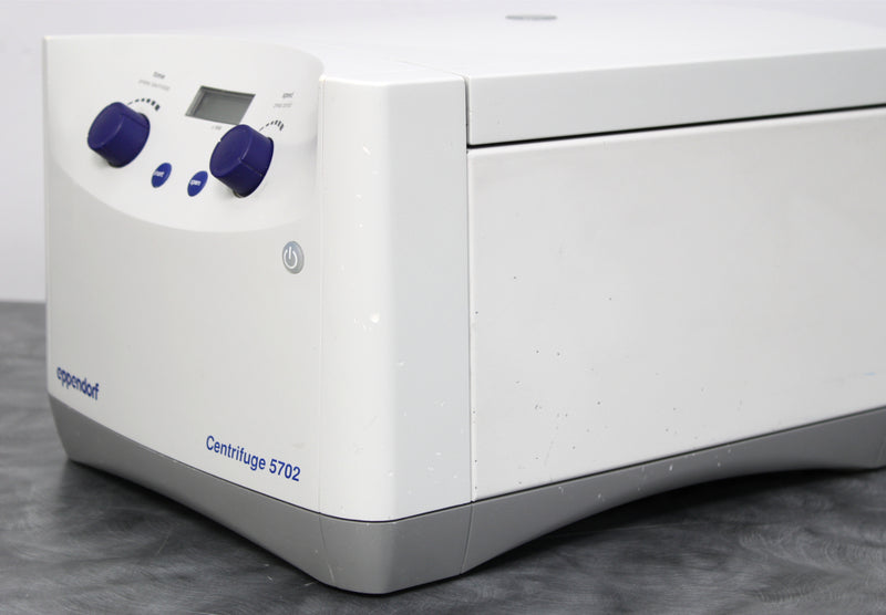 Eppendorf 5702 Low-Speed Benchtop Centrifuge with F-35-30-17 Fixed-Angle Rotor