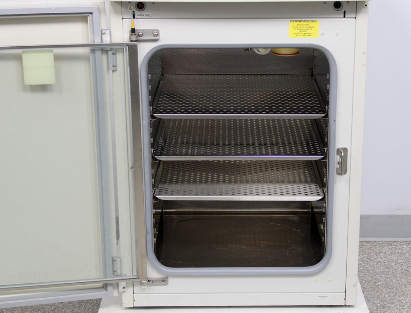 Thermo Forma 3110 Water Jacketed CO2 Incubator Shelves