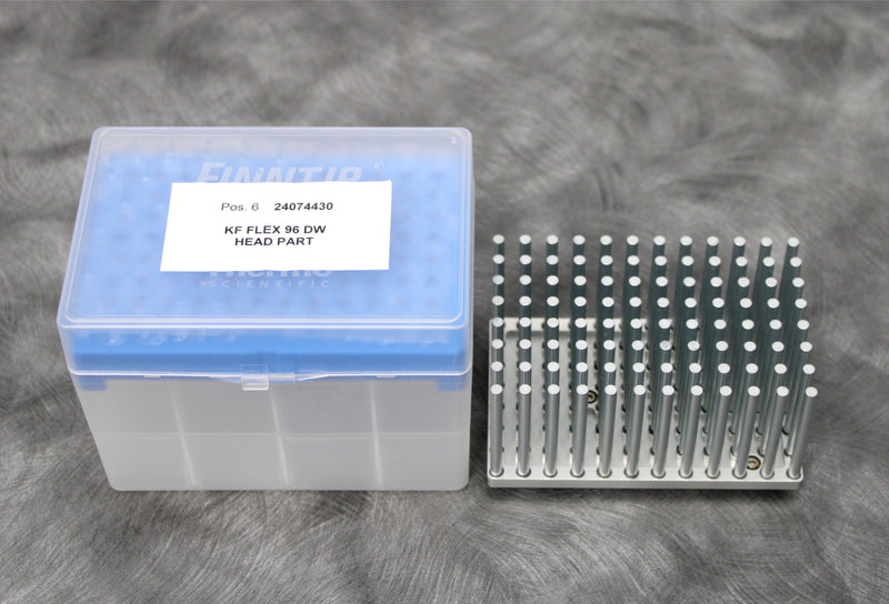 Thermo KingFisher Flex 711 5400630 Nucleic Acid Purification Automate and Laptop